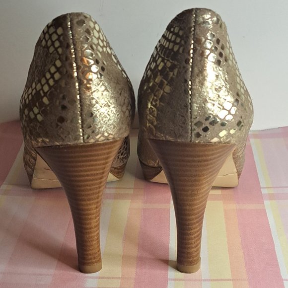 Moda Spana Snakeskin Heels - Metallic Champaigne Gold - Sz.  9m - Picture 8 of 12